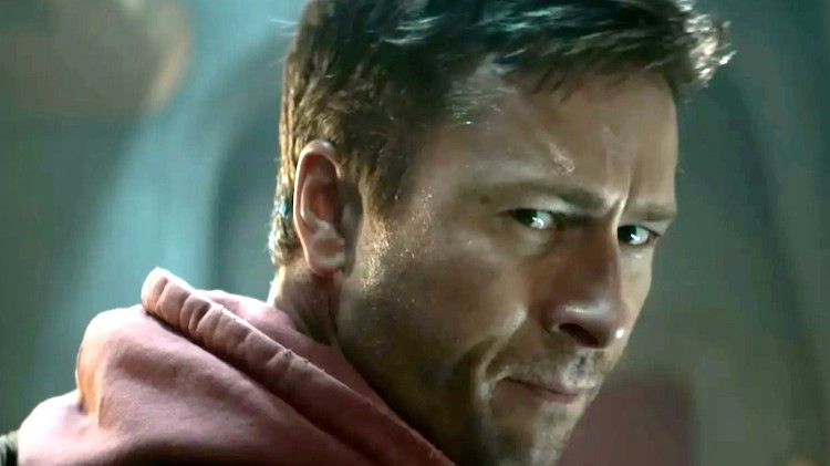 Glenn Powell in "Running Man."