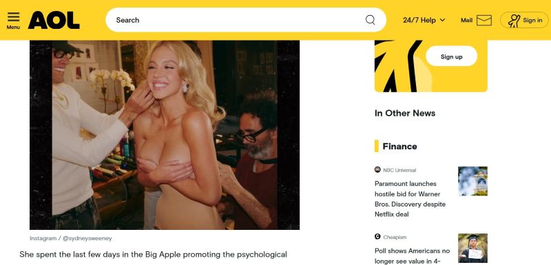 Sydney Sweeney topless