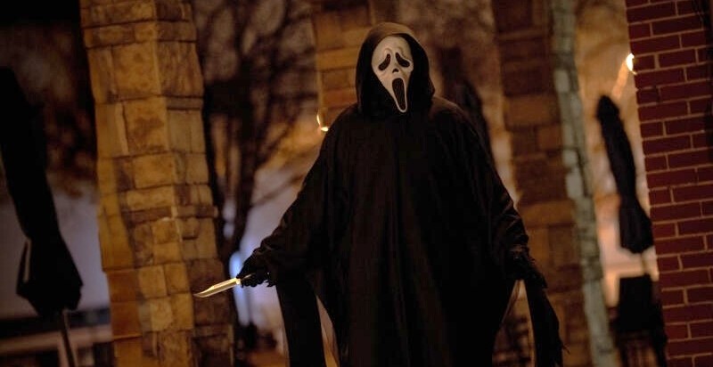 Ghostface terrorizes in "Scream 7."