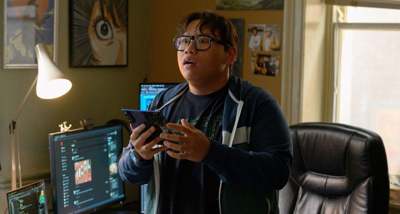Spider-Man tracker in movie.
